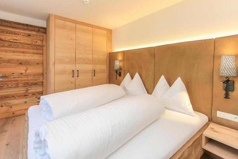 Two-Bedroom Suite image 1