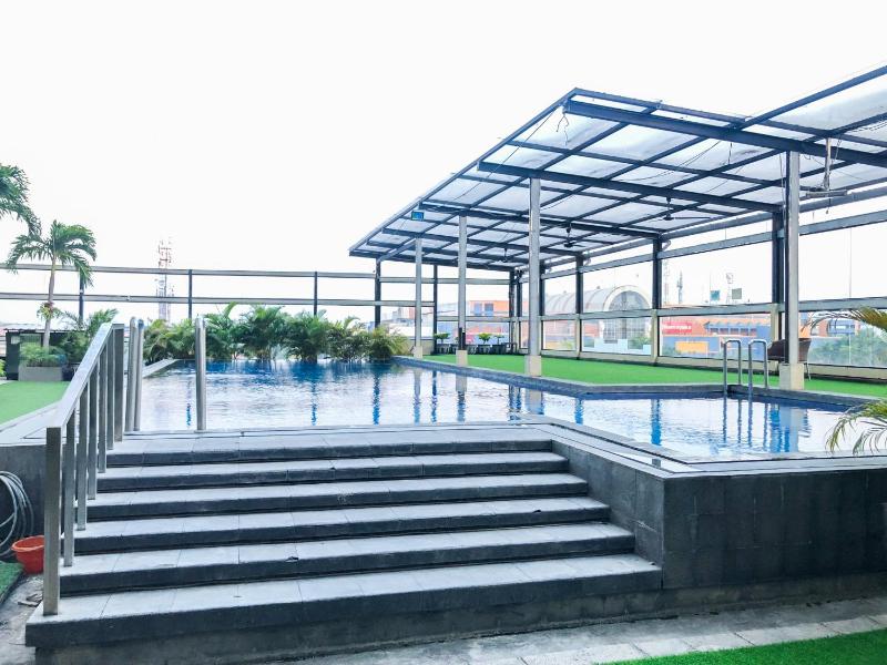 Best Value 1BR at Twin Tower Apartment By Travelio - image 11