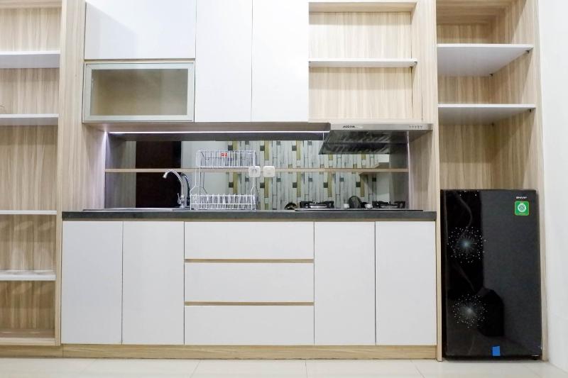 Best Value 1BR at Twin Tower Apartment By Travelio - image 7