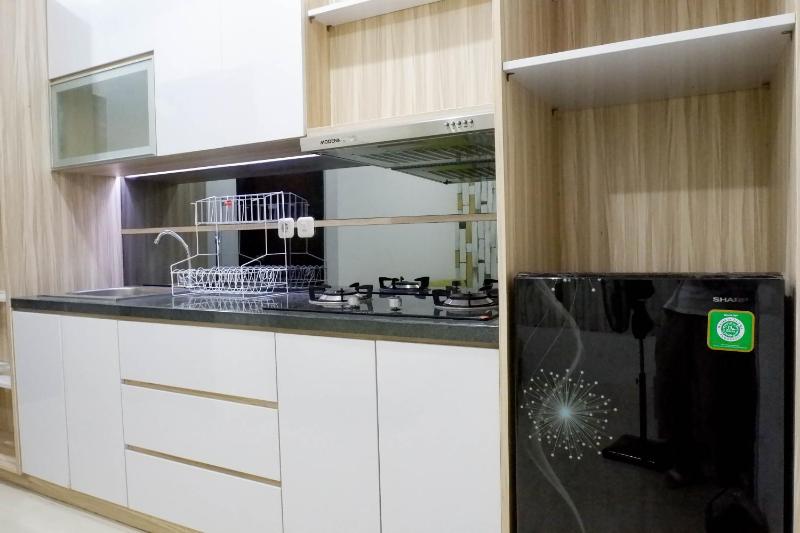Best Value 1BR at Twin Tower Apartment By Travelio - image 12