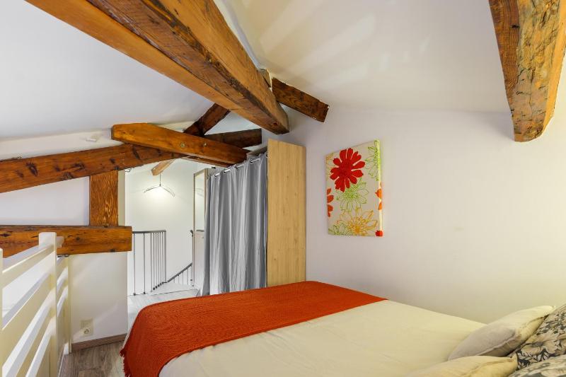 Jolie duplex avec patio - image 16