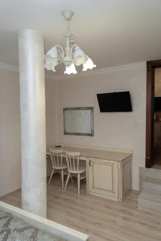 Two-Bedroom Suite with Spa Access image 3
