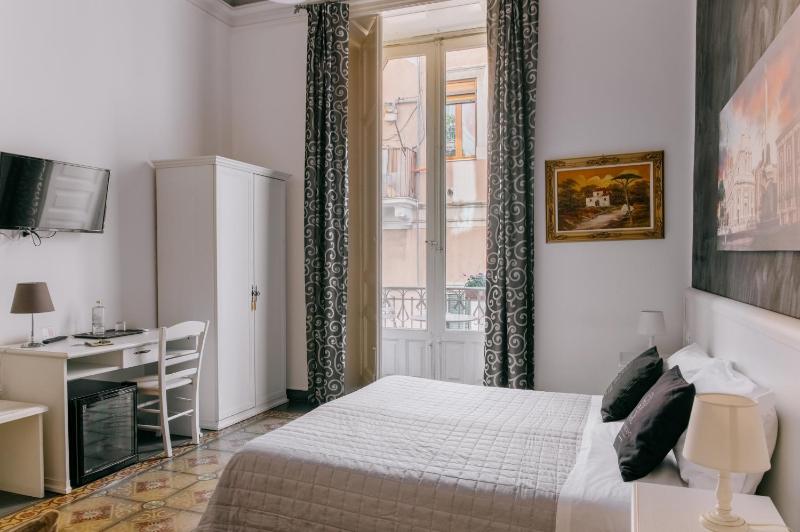 Triple Room image 1
