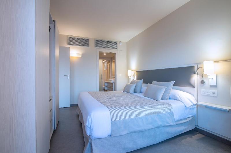 Hotel El Puerto by Pierre Vacances - image 7