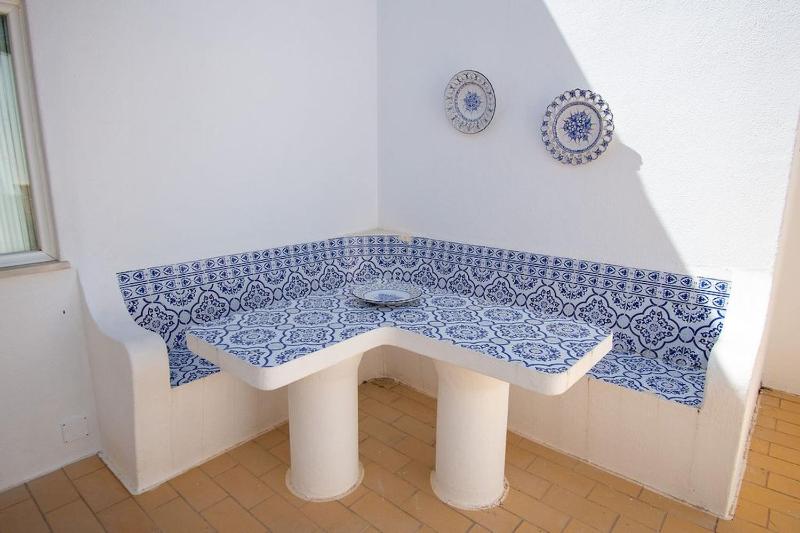 Pomba beautifully renovated with heated pool! - image 46