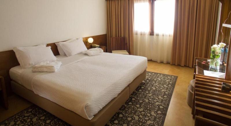 Superior Suite with Sea View image 1