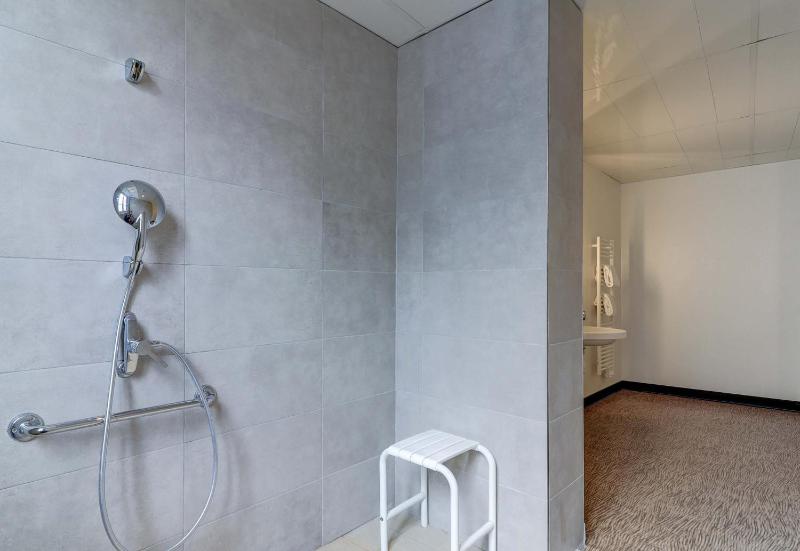 Double Room - Disability Access image 3