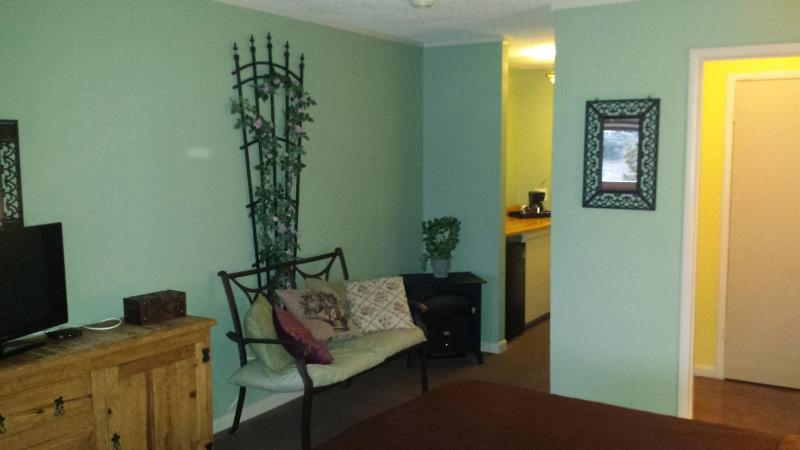 King Room image 2