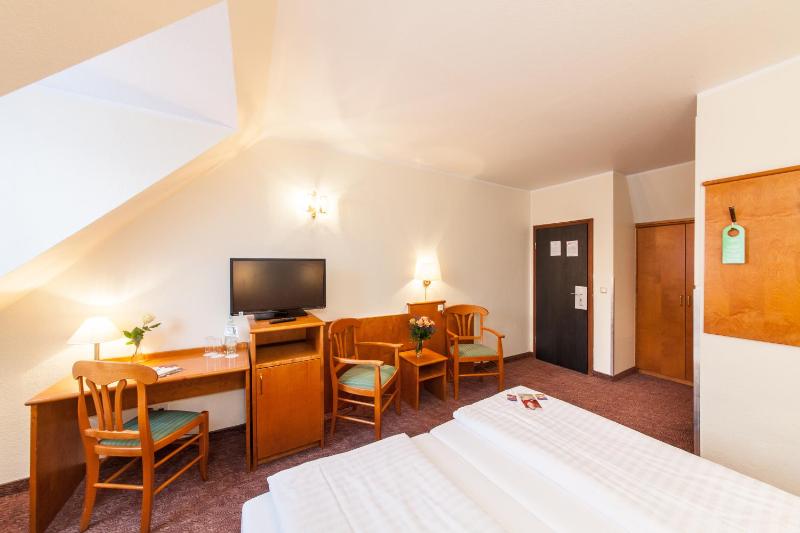 Hotel Ahl Meerkatzen - image 11