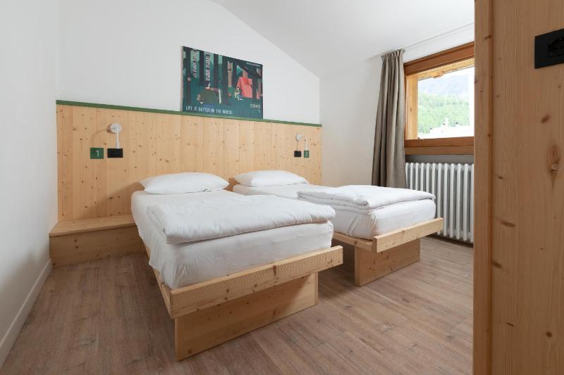 Standard Quadruple Room image 1
