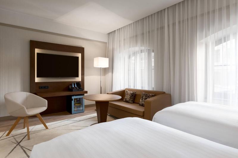 AC Hotel Wroclaw - image 10