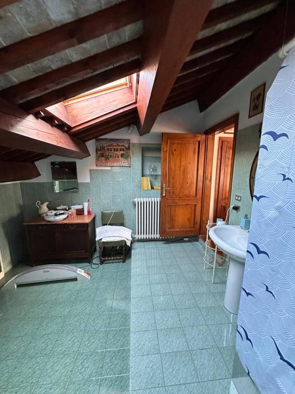 Triple Room - Attic image 4
