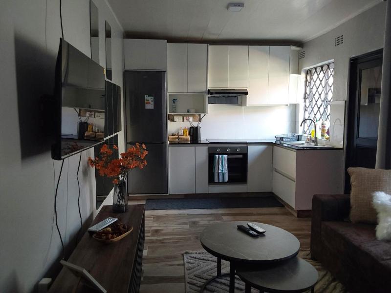 Rena Apartments - image 5
