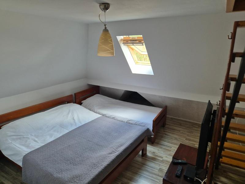 Apartment image 3