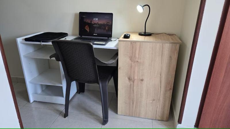 Apartamento con balcón fresco - image 23