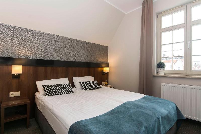Two-Bedroom Apartment image 4
