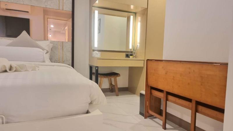 B401-Paradise Sea View 2 Brs2baths Center Ao Nang - image 2