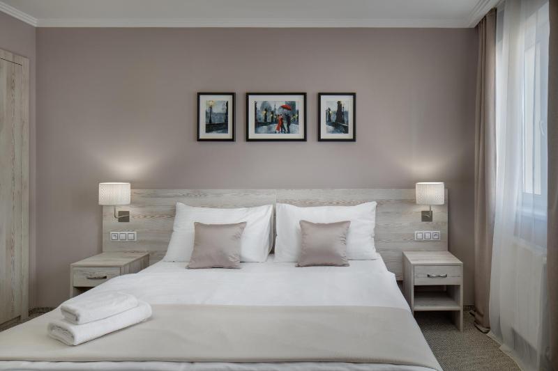 Double or Twin Room image 1