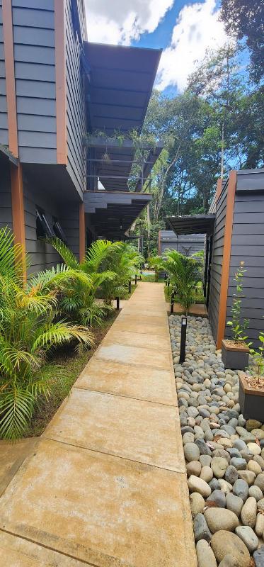 Hotel Evasion - image 14