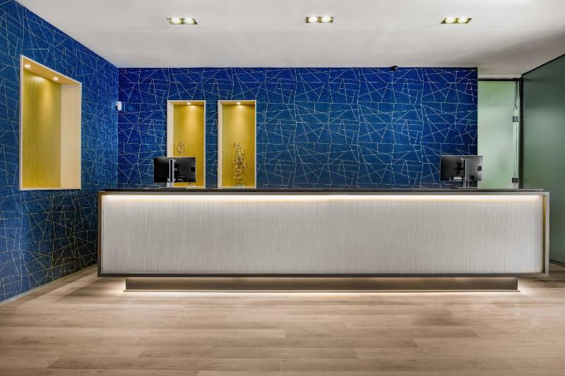 AC Hotel Tarragona - image 2