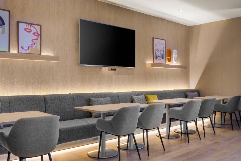 AC Hotel Tarragona - image 9