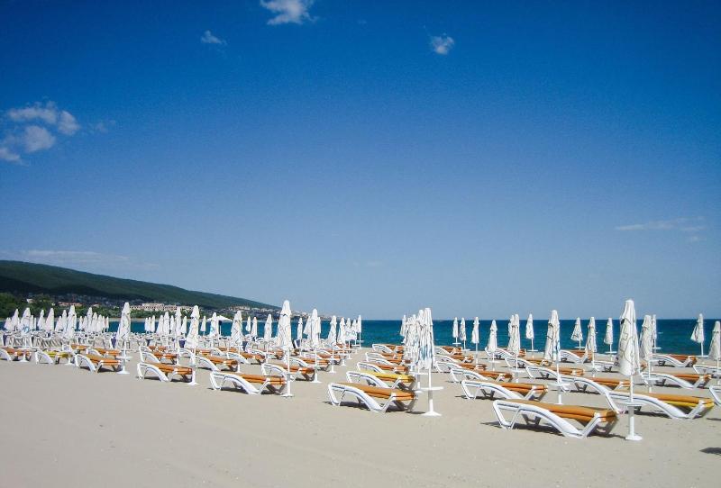 Seaside Apartment with 2 Bedrooms for up to 5 Guests - image 22
