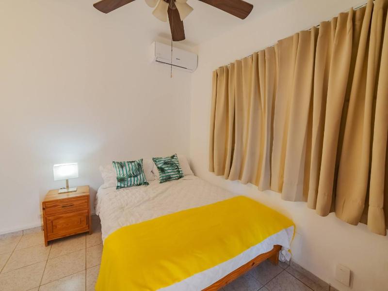 7br Massive Villa In Sosa - 2mins From Nightlife - image 9