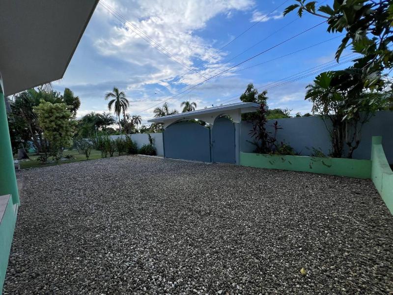 7br Massive Villa In Sosa - 2mins From Nightlife - image 28