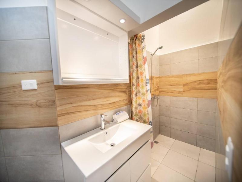 Cozy 1 Bedroom Apartment in Heart of Sosa - image 10