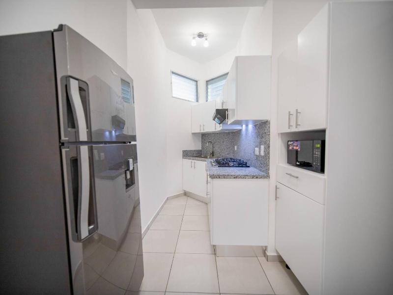 Cozy 1 Bedroom Apartment in Heart of Sosa - image 8
