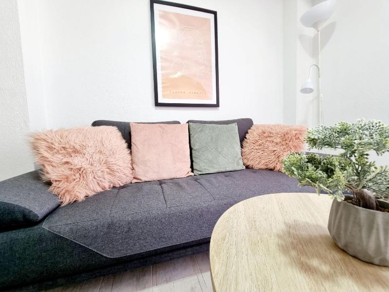 Seaside Vacation Apartment - image 7