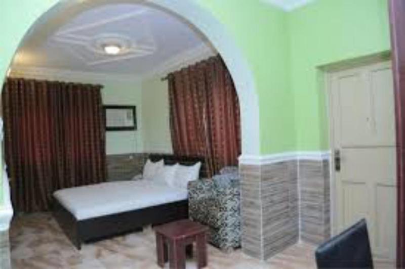 Dilida Guest Suites - Guest Room - image 16