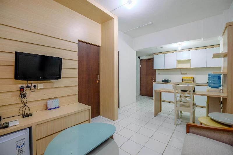 Comfort 2BR at Bogor Mansion Apartment By Travelio - image 15
