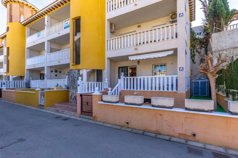Getaway in Playa Golf II - image 29