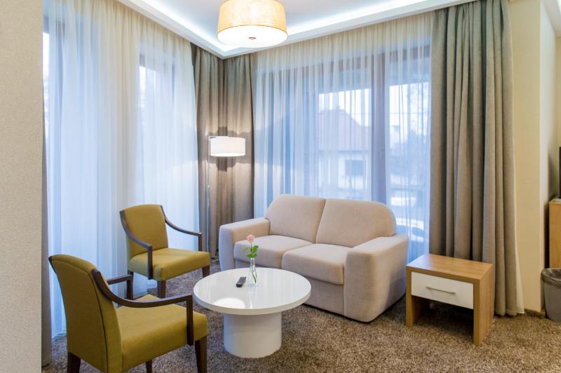 Superior Suite image 3