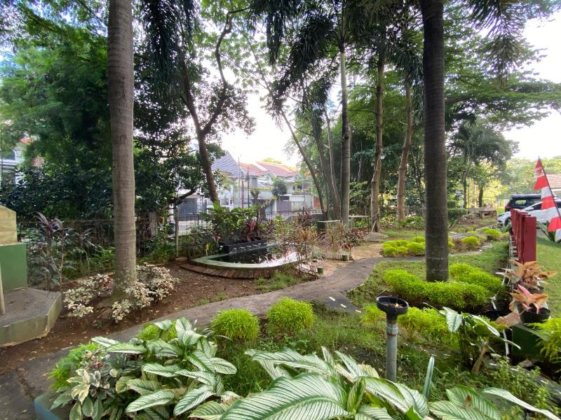 Comfort 2BR at Bogor Mansion Apartment By Travelio - image 25