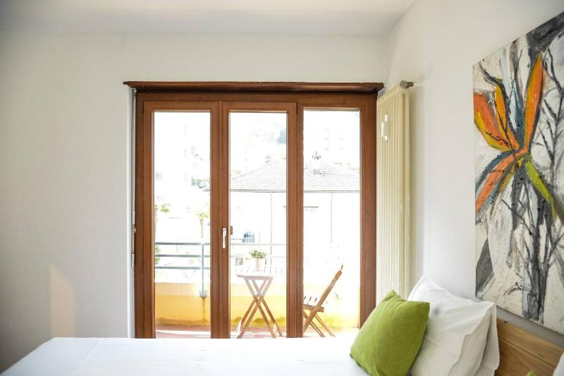 Vacation Rental Seeblick Pocobelli in Melide - image 8
