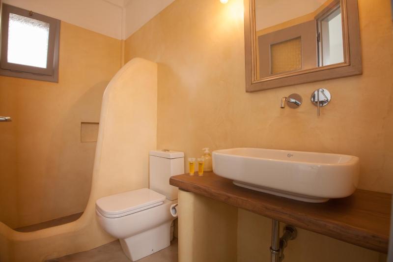 Superior Double Room image 3