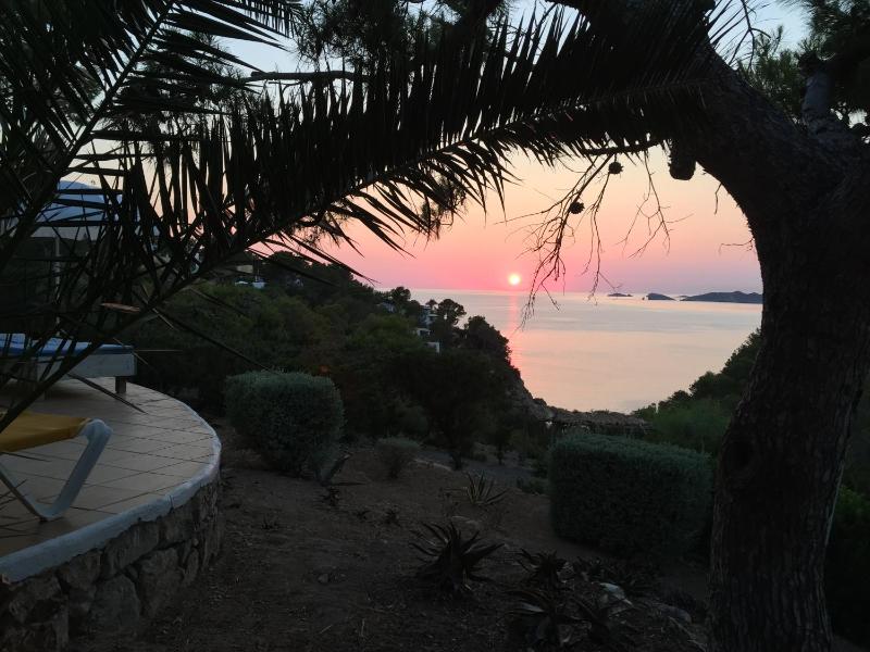 Suite with Sea View image 3