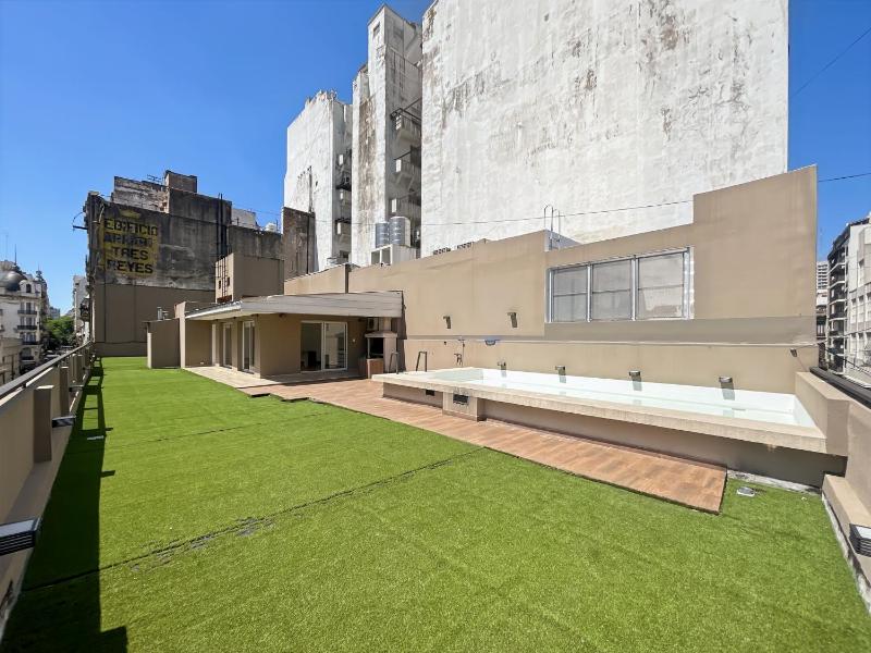 Modern Studio with Amenities and balcony in the Heart of the City - image 11