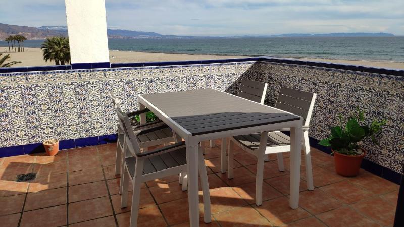 Two Bedroom Apartment on Front Line Of The Beach - image 26