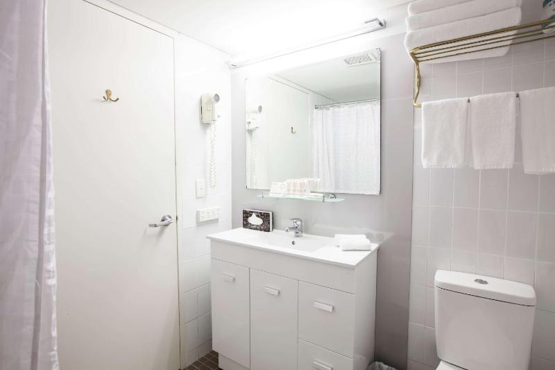 Deluxe Double Room image 4