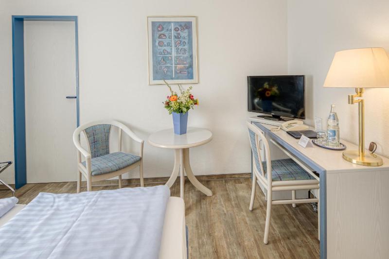 Single Room image 1