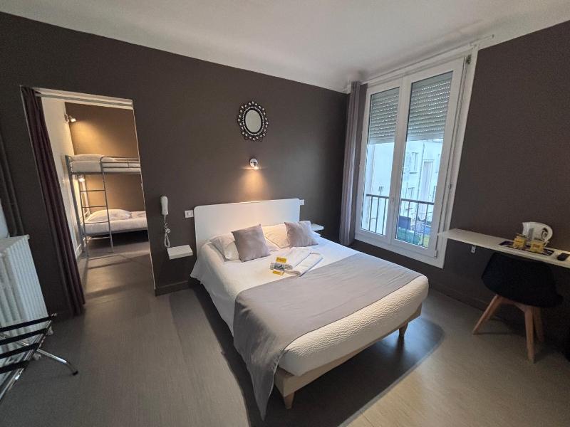 Quadruple Room image 1
