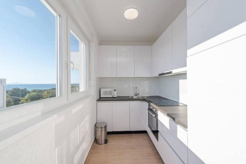 Jozy 1 sea view modern apartment - image 12