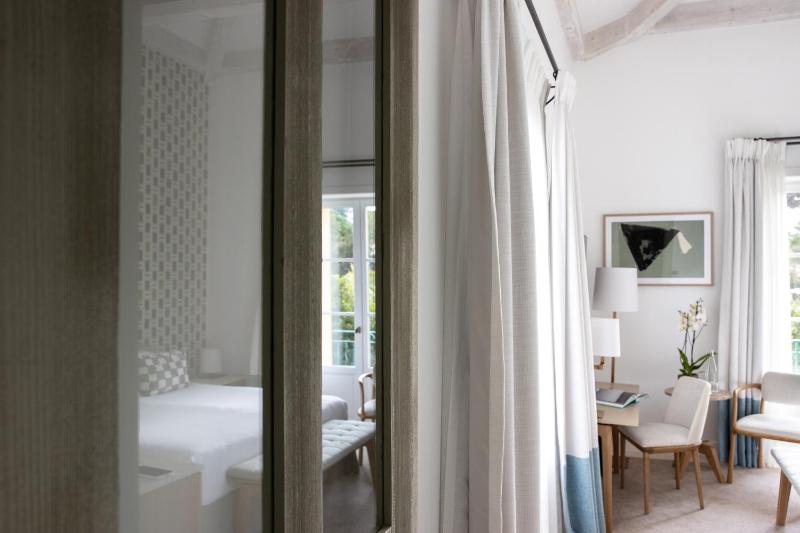 Superior Room Orangerie image 4