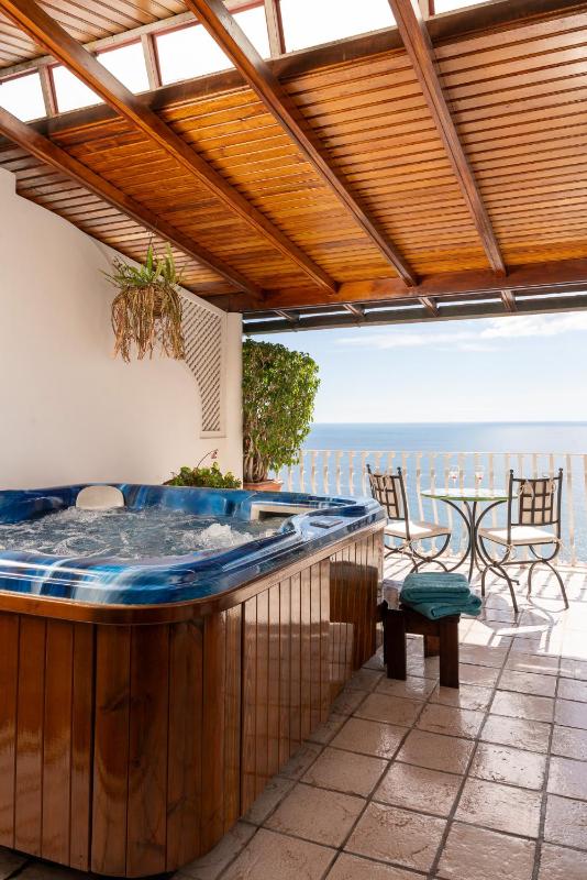 Hotel Eden Roc Suites - image 4