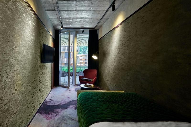 Single Room image 2