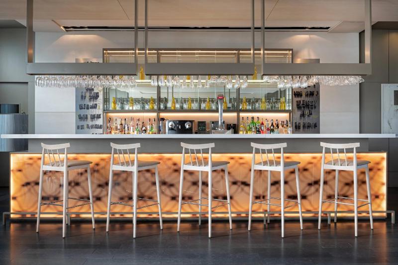 AC Hotel Sants - image 8