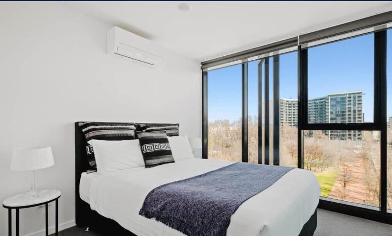 City-Views-Stylish-2bed2bath - image 6